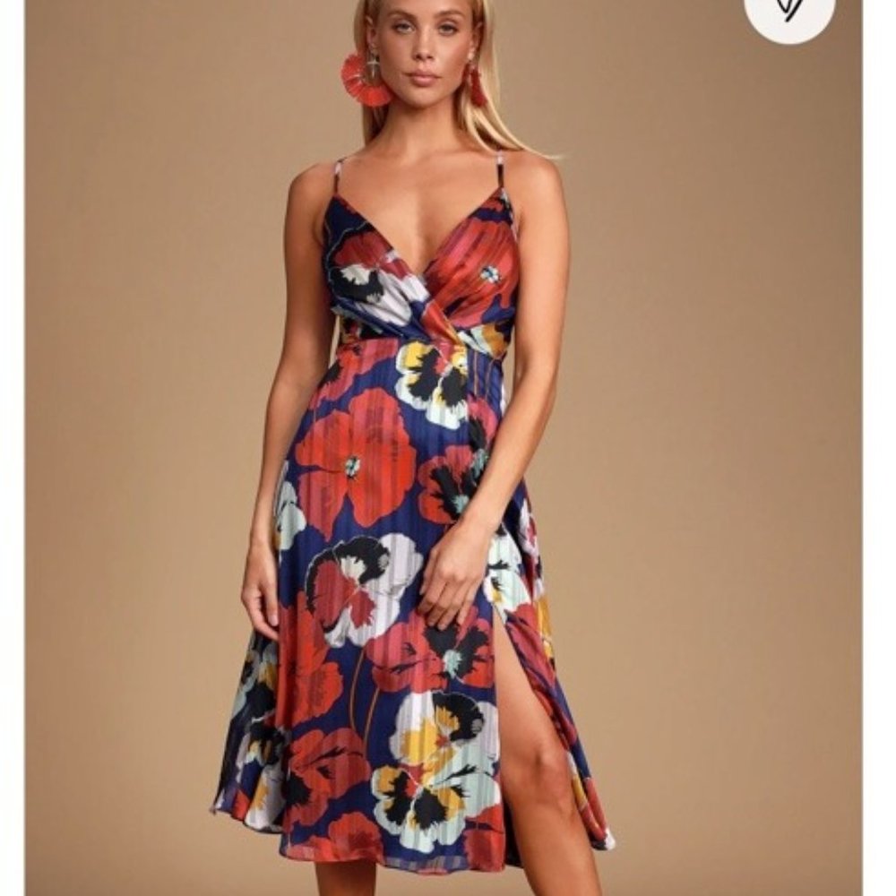 NWT! LULUS Floral Midi Dress